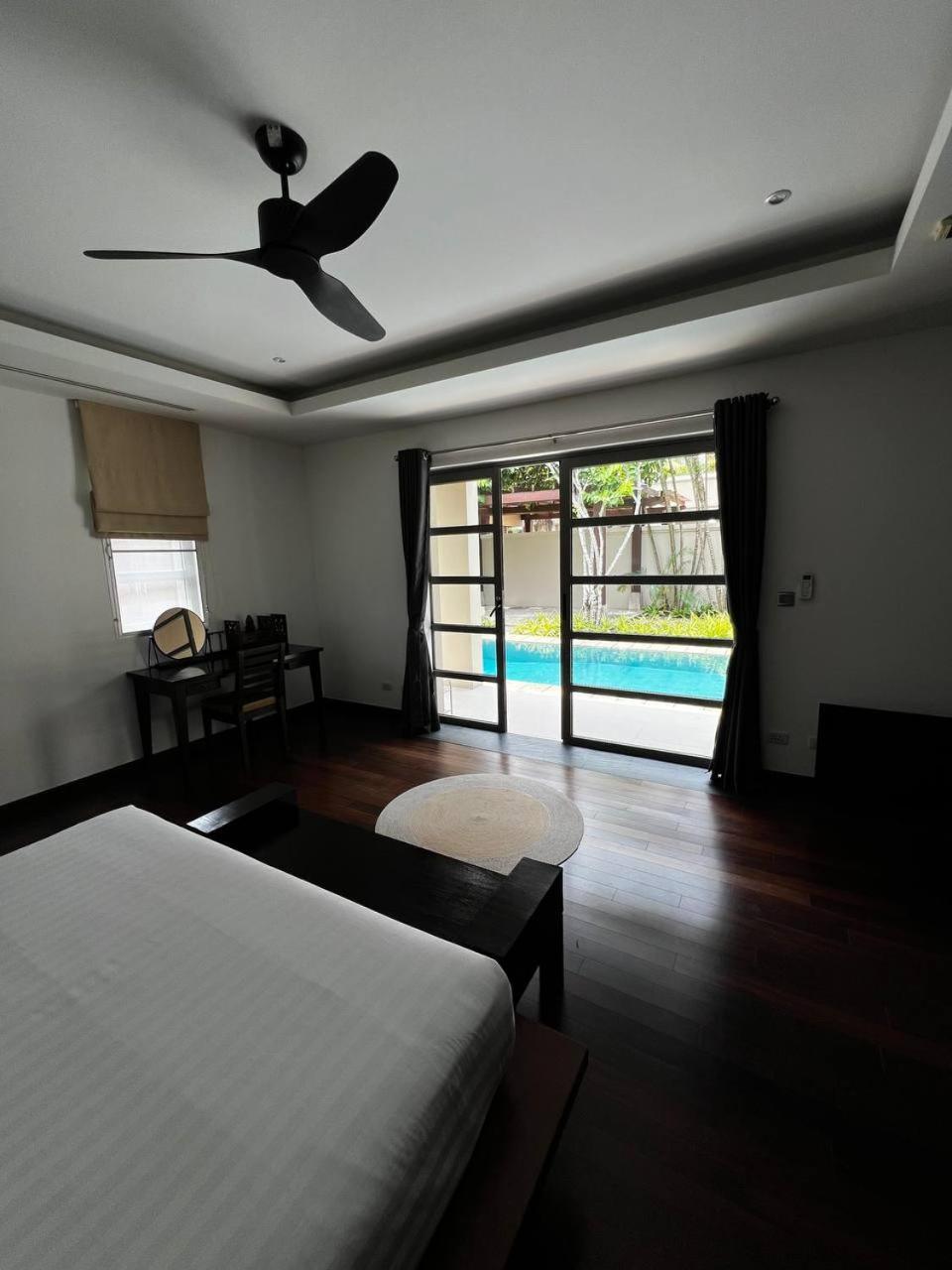 Villa The